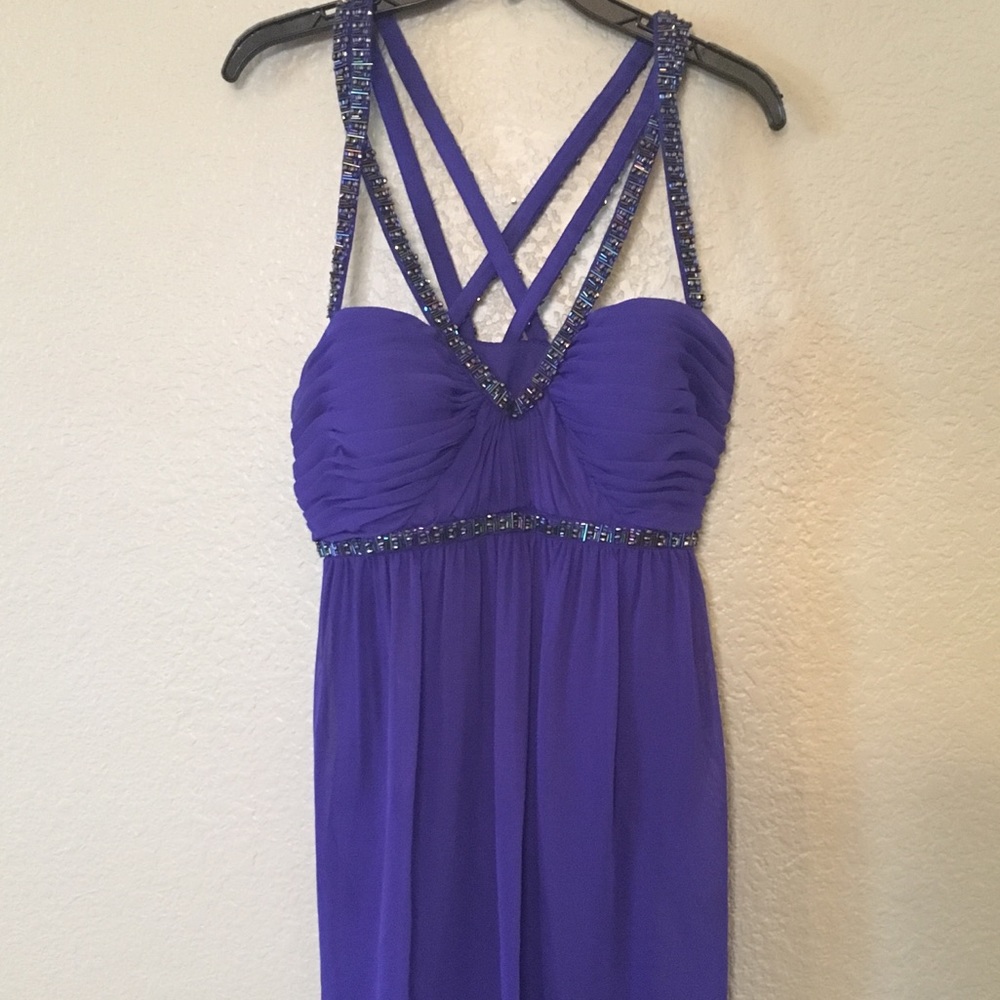 Formal blue dress with sequins straps